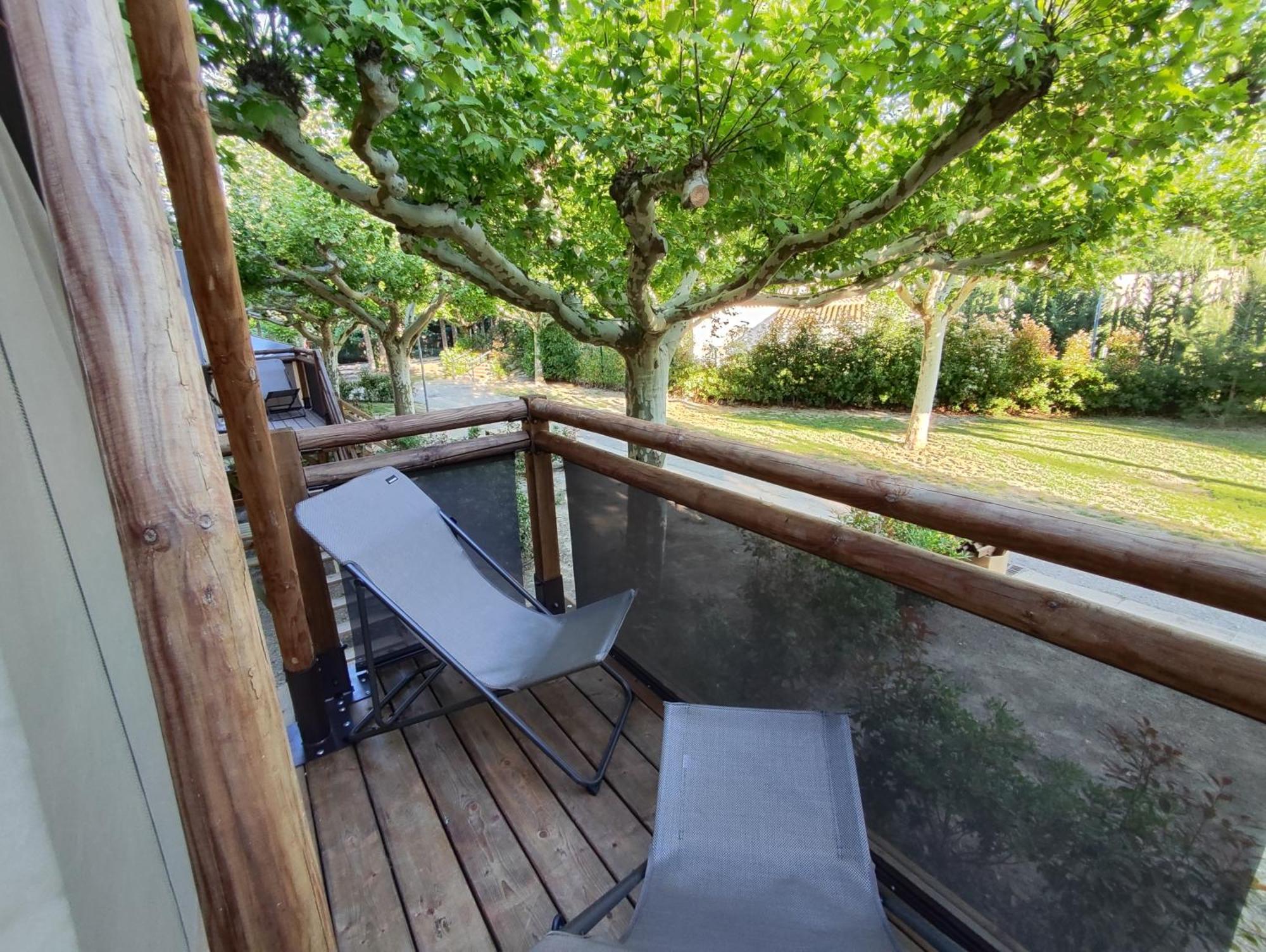Porte Des Alpilles By M.a Destination Glamping Saint-Étienne-du-Grès