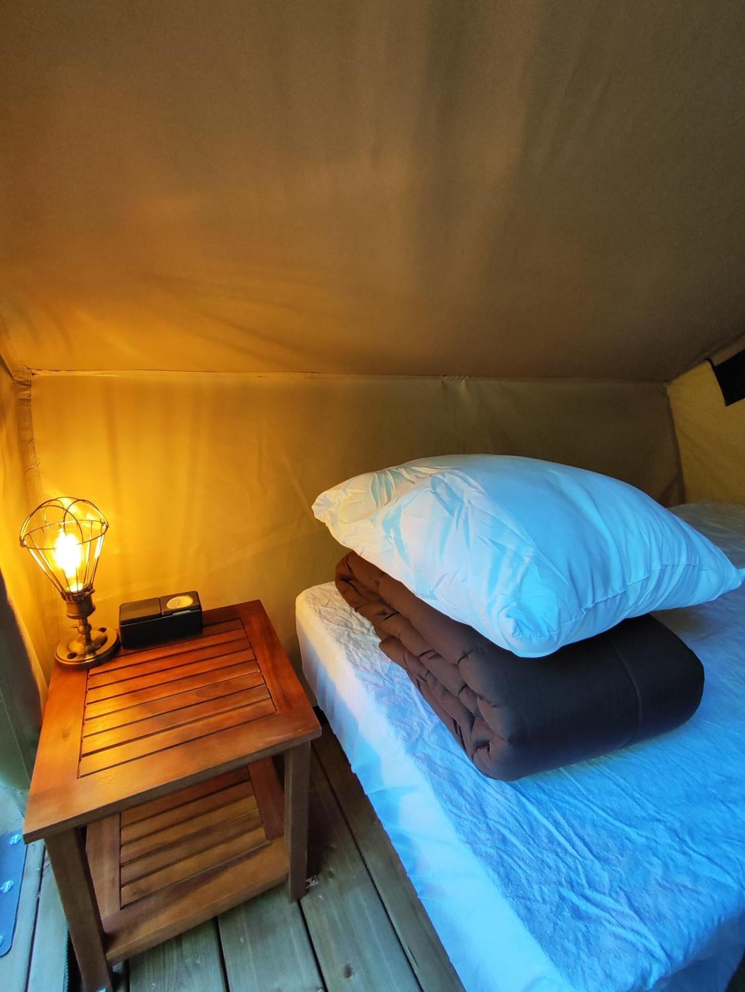 Porte Des Alpilles By M.a Destination Glamping Saint-Étienne-du-Grès