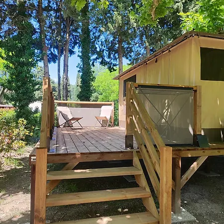 Camping Porte Des Alpilles By M.A Destination Glamping Saint-Étienne-du-Grès Exterior foto