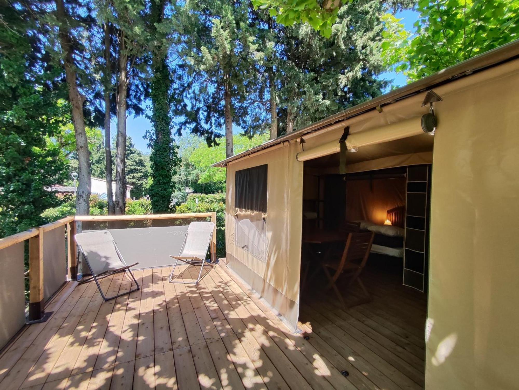 Porte Des Alpilles By M.a Destination Glamping Campismo de Luxo Saint-Étienne-du-Grès