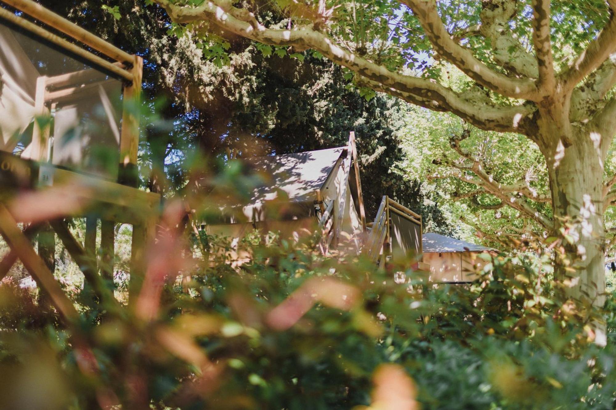 Porte Des Alpilles By M.a Destination Glamping Saint-Étienne-du-Grès